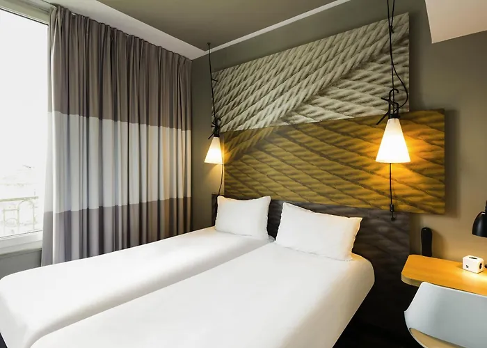 Ibis Centre Gare Saint Jean Euratlantique 3*