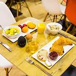 Hotell Ibis Centre Gare Saint Jean Euratlantique 3*