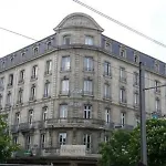 Ibis Centre Gare Saint Jean Euratlantique Szálloda 3*