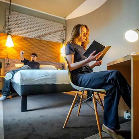 Ibis Centre Gare Saint Jean Euratlantique Hotel 3*