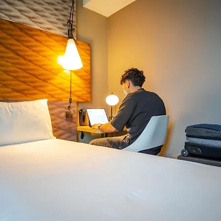 Hotel Ibis Centre Gare Saint Jean Euratlantique