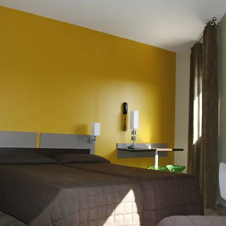 Ibis Centre Gare Saint Jean Euratlantique Hotel