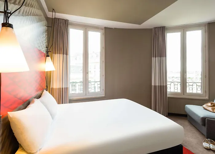 ホテル イビス サントル ガール サン ジャン ユーラトランティーク ボルドー