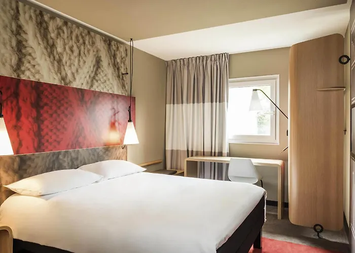 イビス サントル ガール サン ジャン ユーラトランティーク