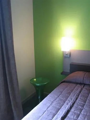 イビス サントル ガール サン ジャン ユーラトランティーク