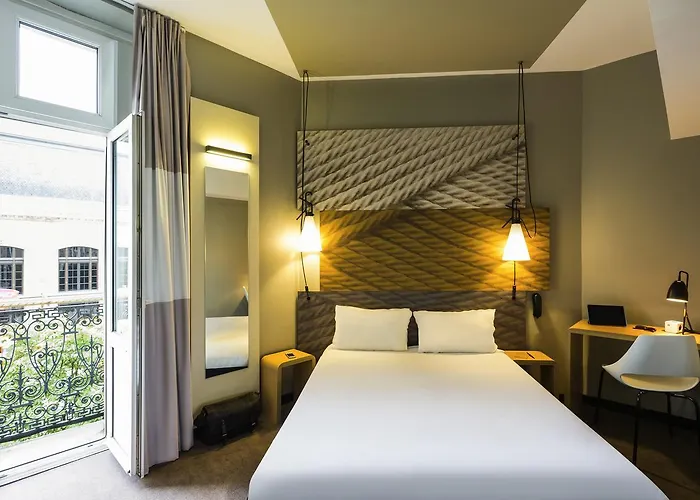 Ibis Centre Gare Saint Jean Euratlantique Hotel