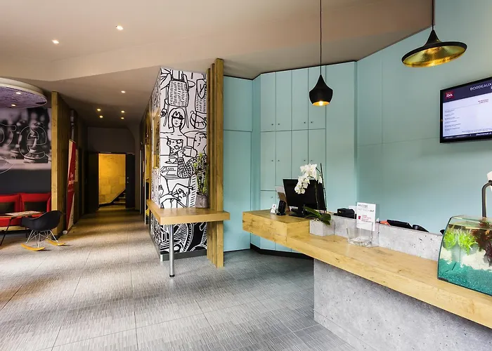 ホテル イビス サントル ガール サン ジャン ユーラトランティーク ボルドー