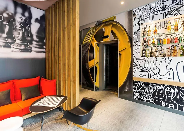 Ibis Centre Gare Saint Jean Euratlantique 호텔