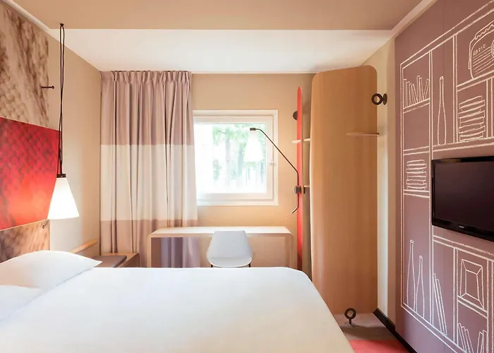 Ibis Centre Gare Saint Jean Euratlantique