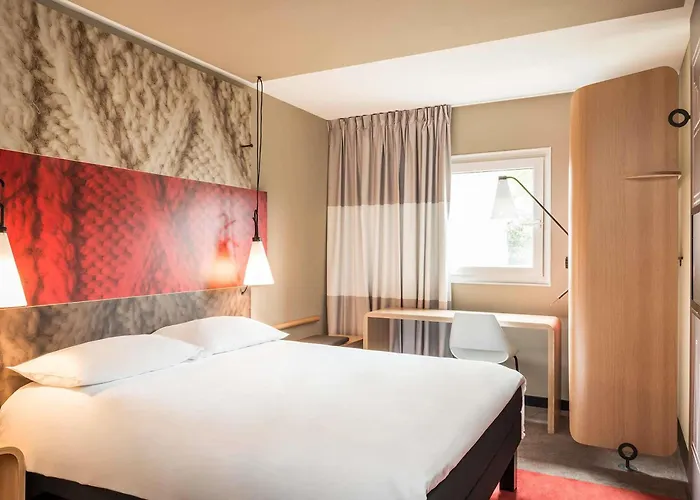 Ibis Centre Gare Saint Jean Euratlantique