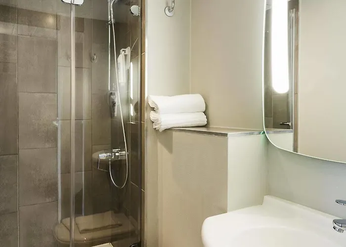 Отель Ibis Centre Gare Saint Jean Euratlantique