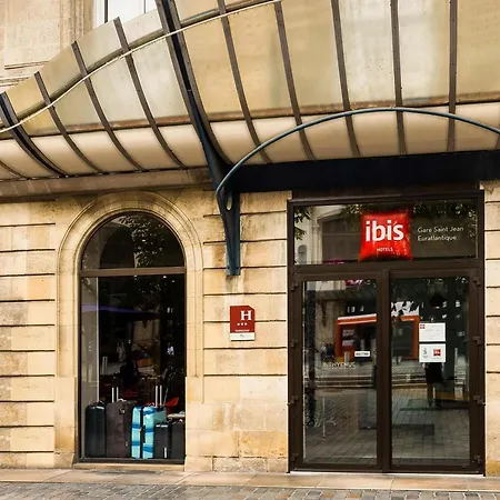 Ibis Centre Gare Saint Jean Euratlantique Hotel 3*