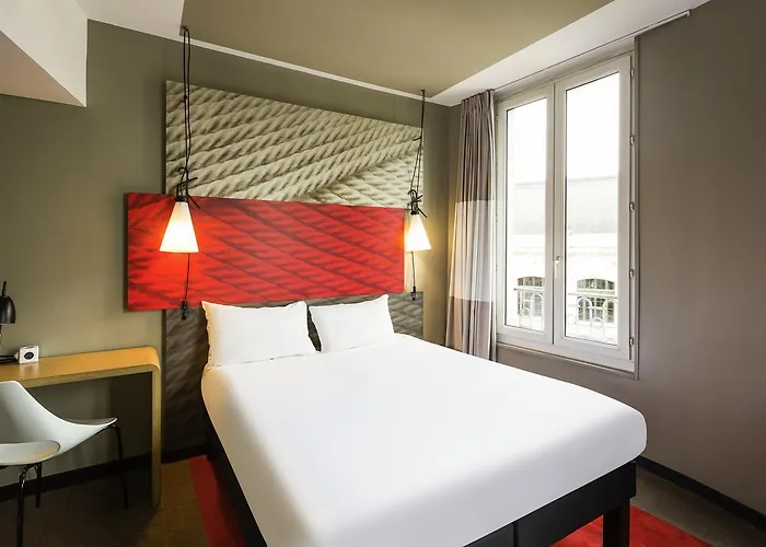 Ibis Centre Gare Saint Jean Euratlantique Hotel 3*